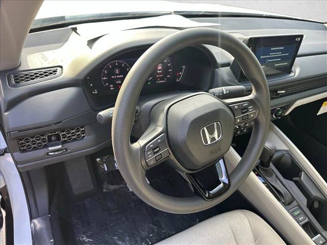 New 2026 Honda Accord SE image 3
