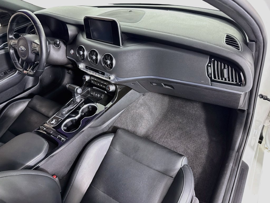 Used 2020 Kia Stinger GT-Line RWD image 17