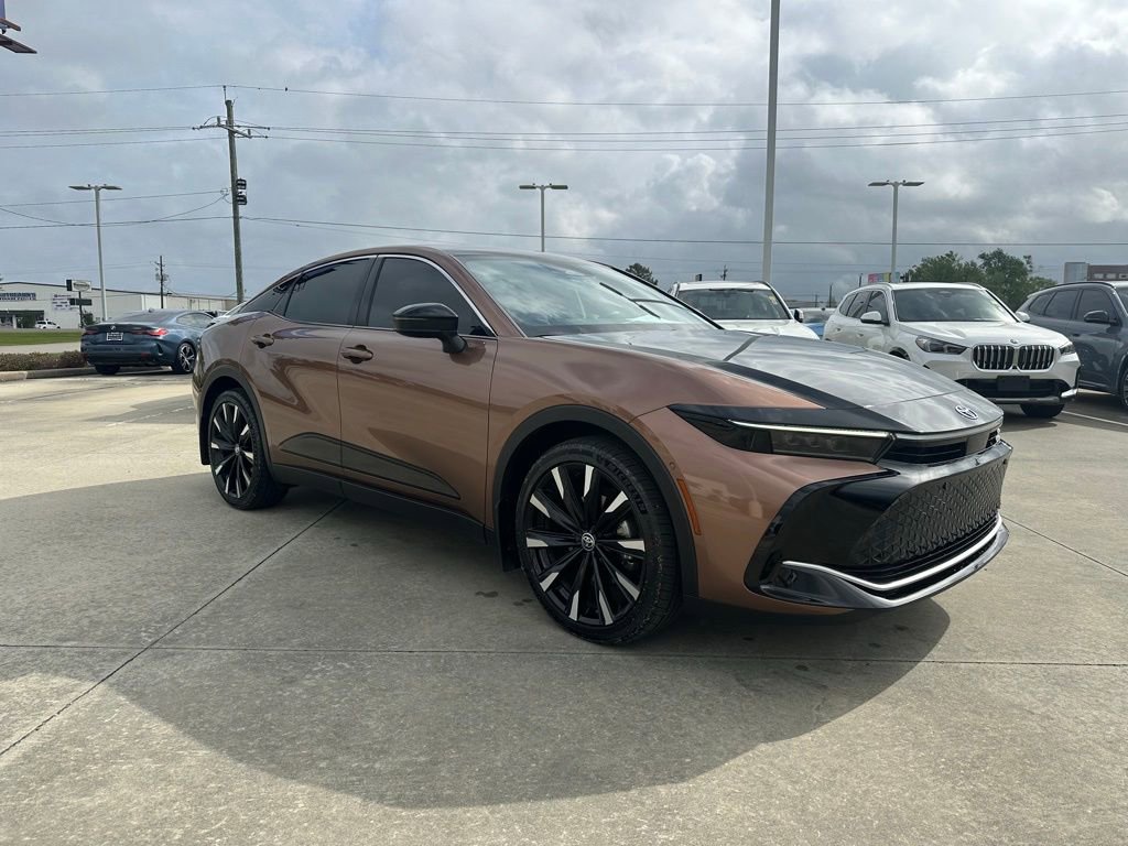 Used 2026 Toyota Crown Platinum image 3