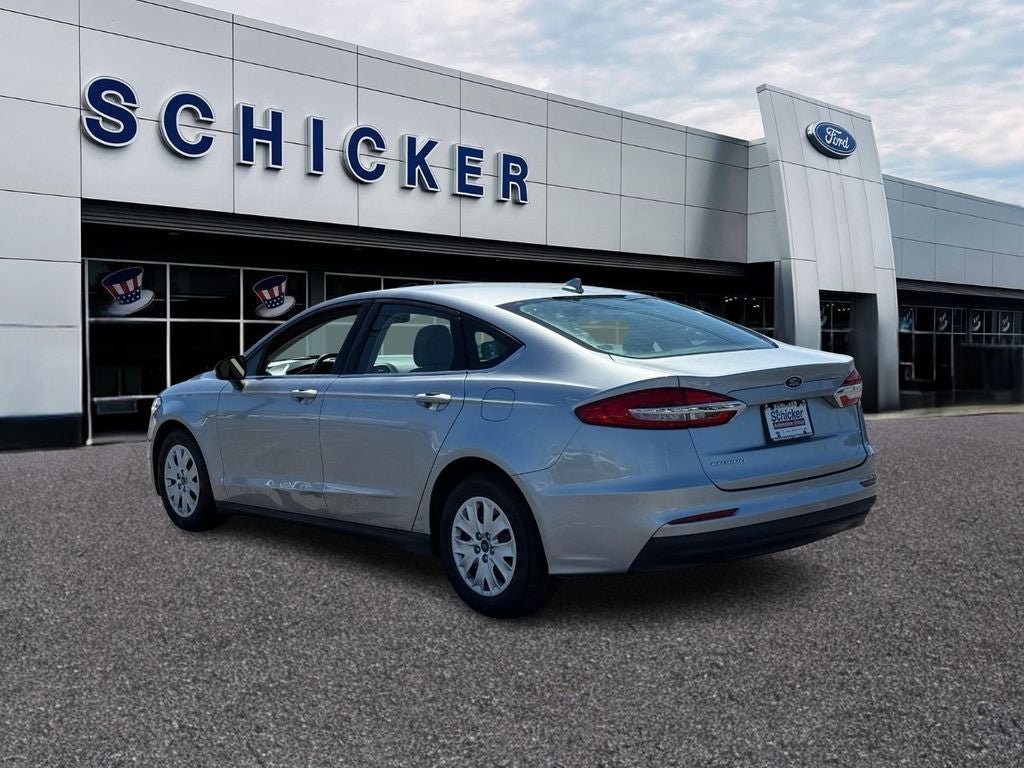 Used 2020 Ford Fusion S FWD image 3