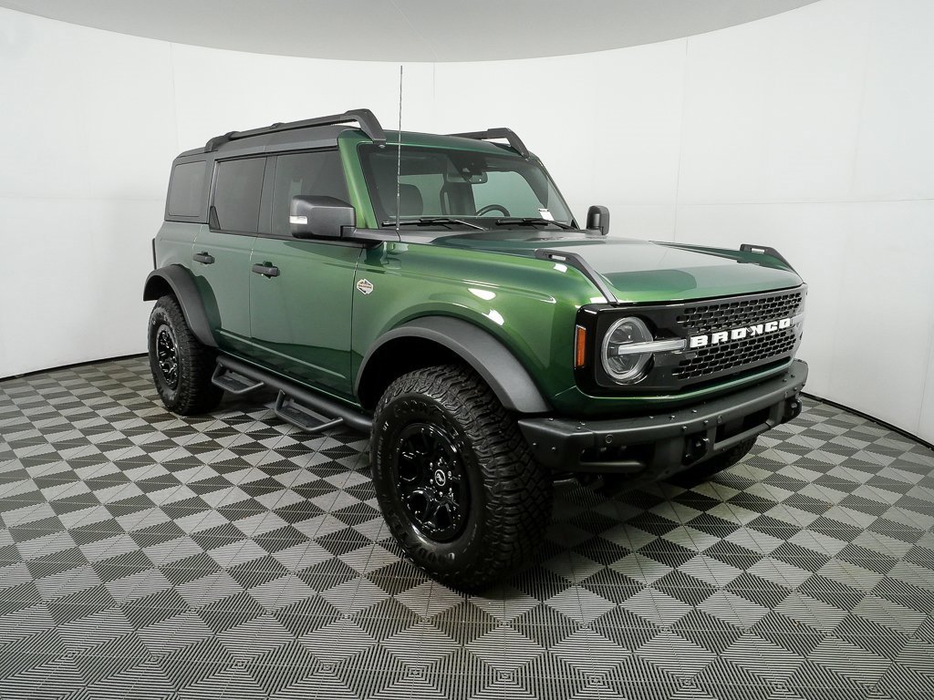 Used 2023 Ford Bronco Wildtrak image 25