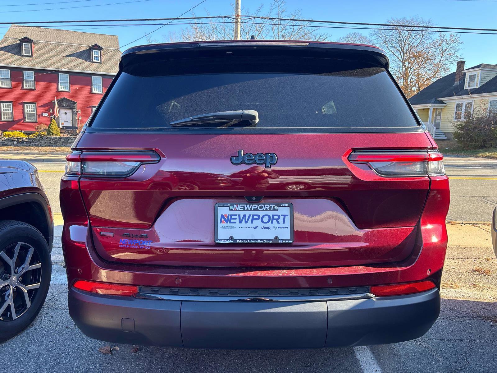 Certified 2022 Jeep Grand Cherokee L Laredo image 2