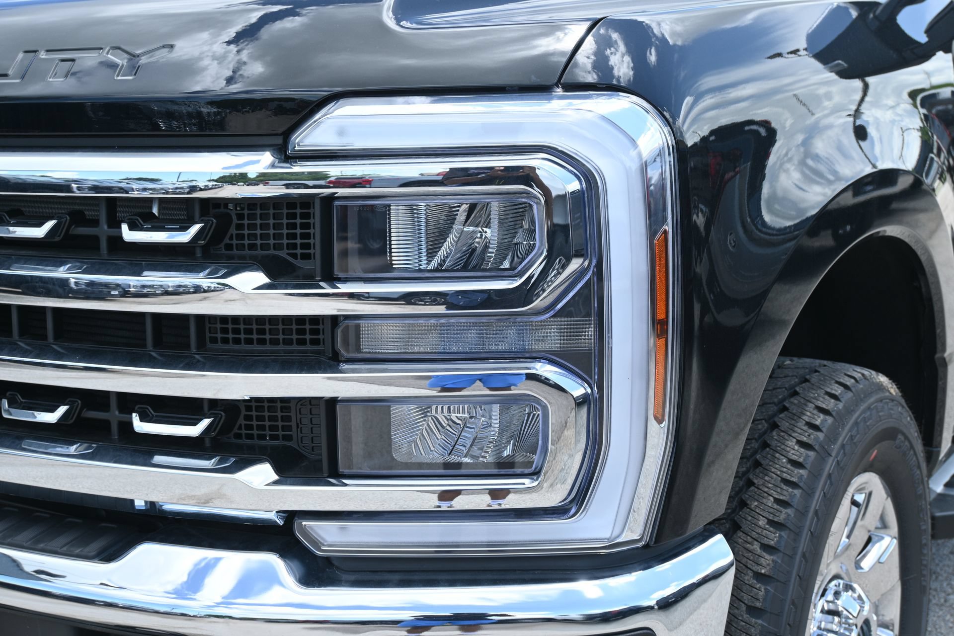 New 2026 Ford F350 Lariat w/ Lariat Premium Package AWD/4WD image 32