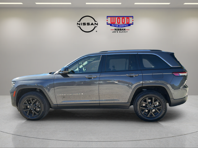 Used 2022 Jeep Grand Cherokee Limited AWD/4WD image 5