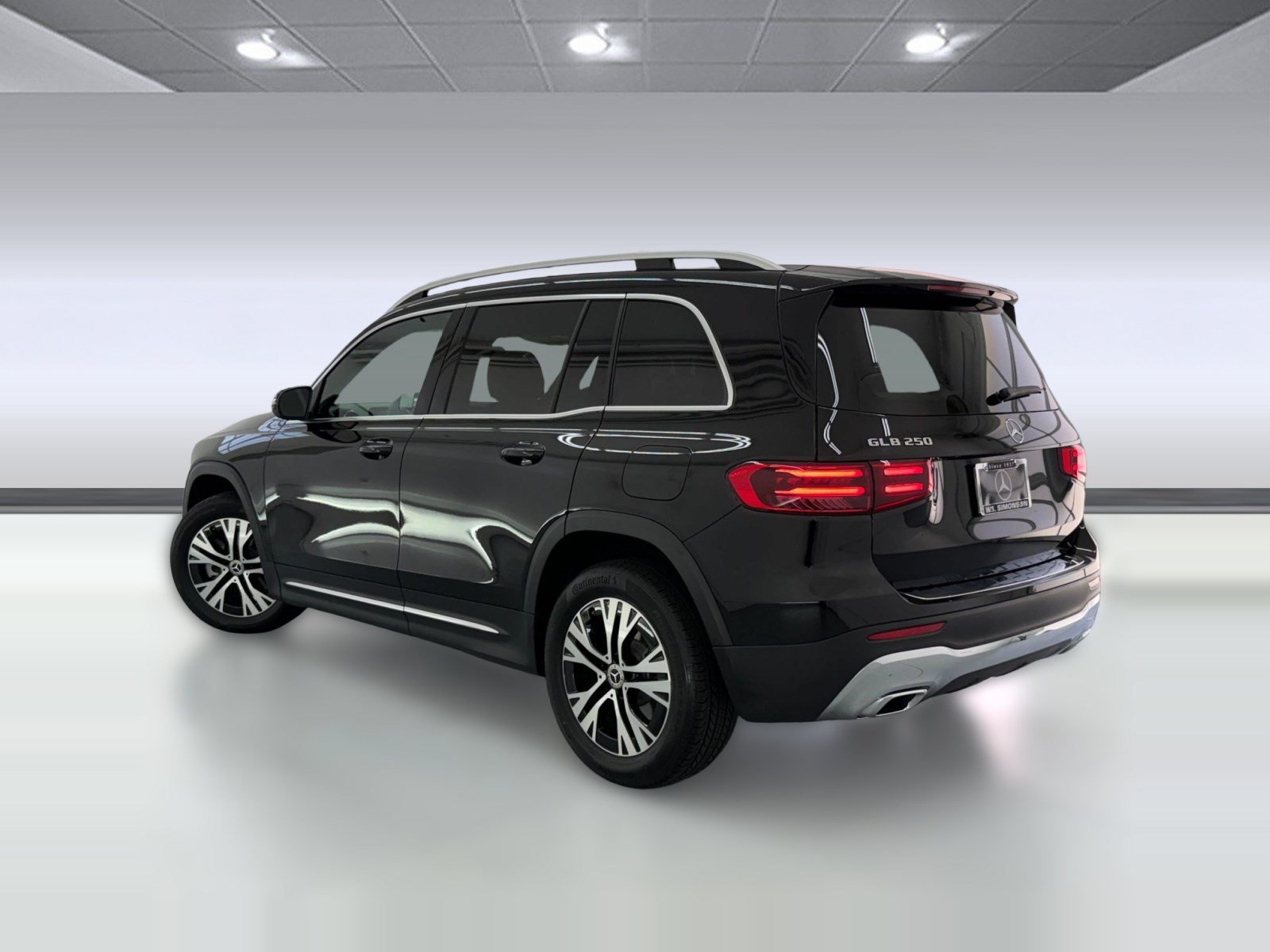 Certified 2026 Mercedes-Benz GLB 250 image 3