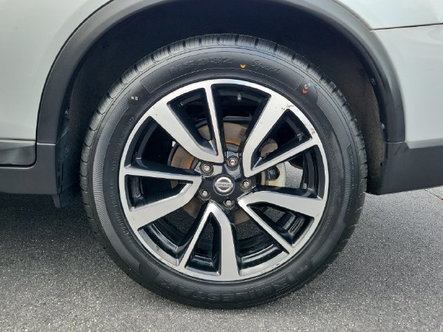 Used 2019 Nissan Rogue SL FWD image 7