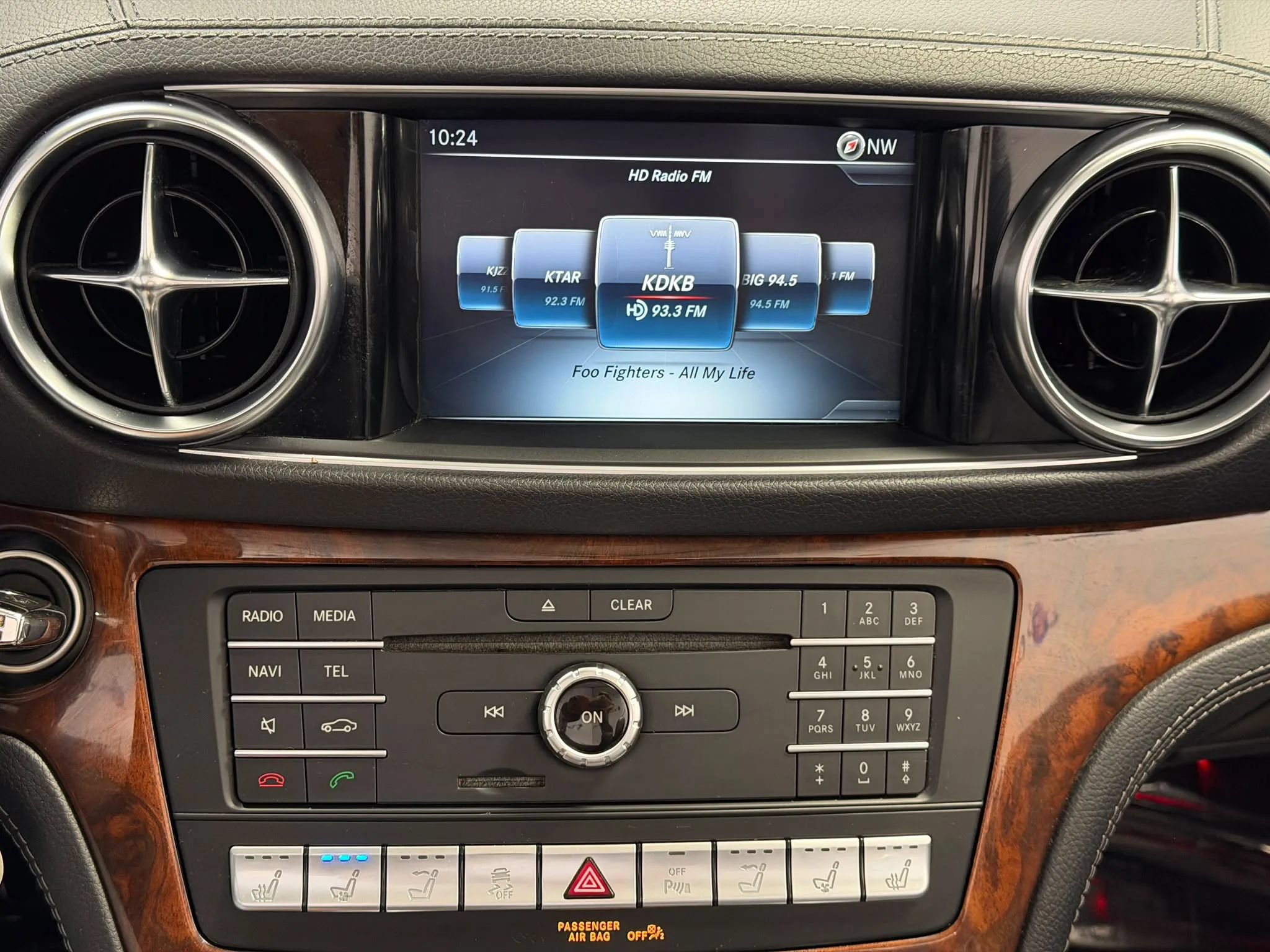 Used 2018 Mercedes-Benz SL 550 image 30