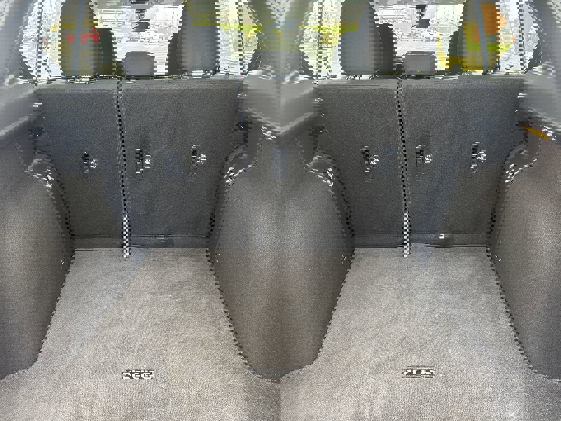 Used 2023 Nissan Kicks SV w/ Interior Electronics Package image 24