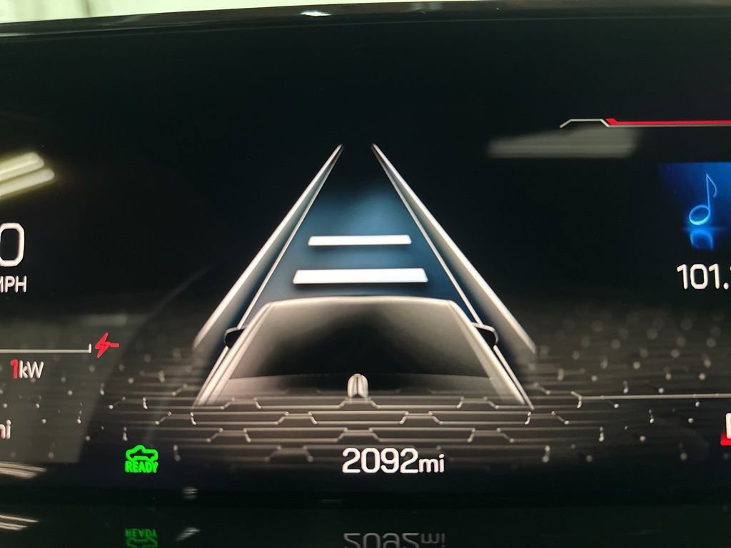 Used 2025 GMC Sierra EV Denali image 28