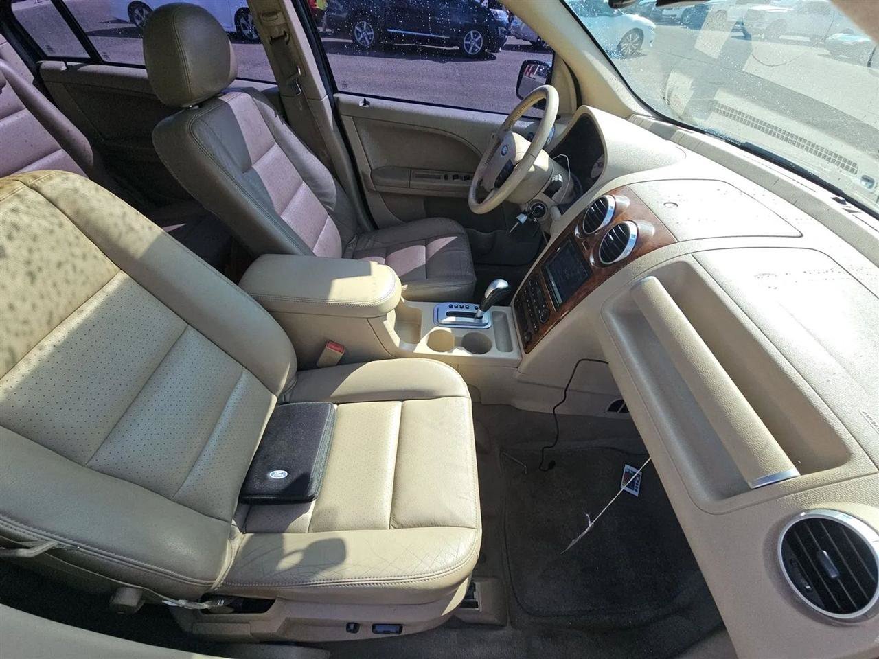 Used 2007 Ford Freestyle Limited FWD image 14