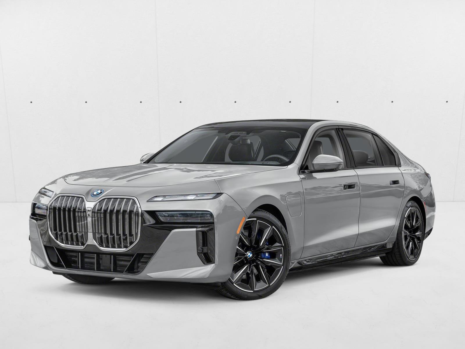 New 2026 BMW 750e xDrive