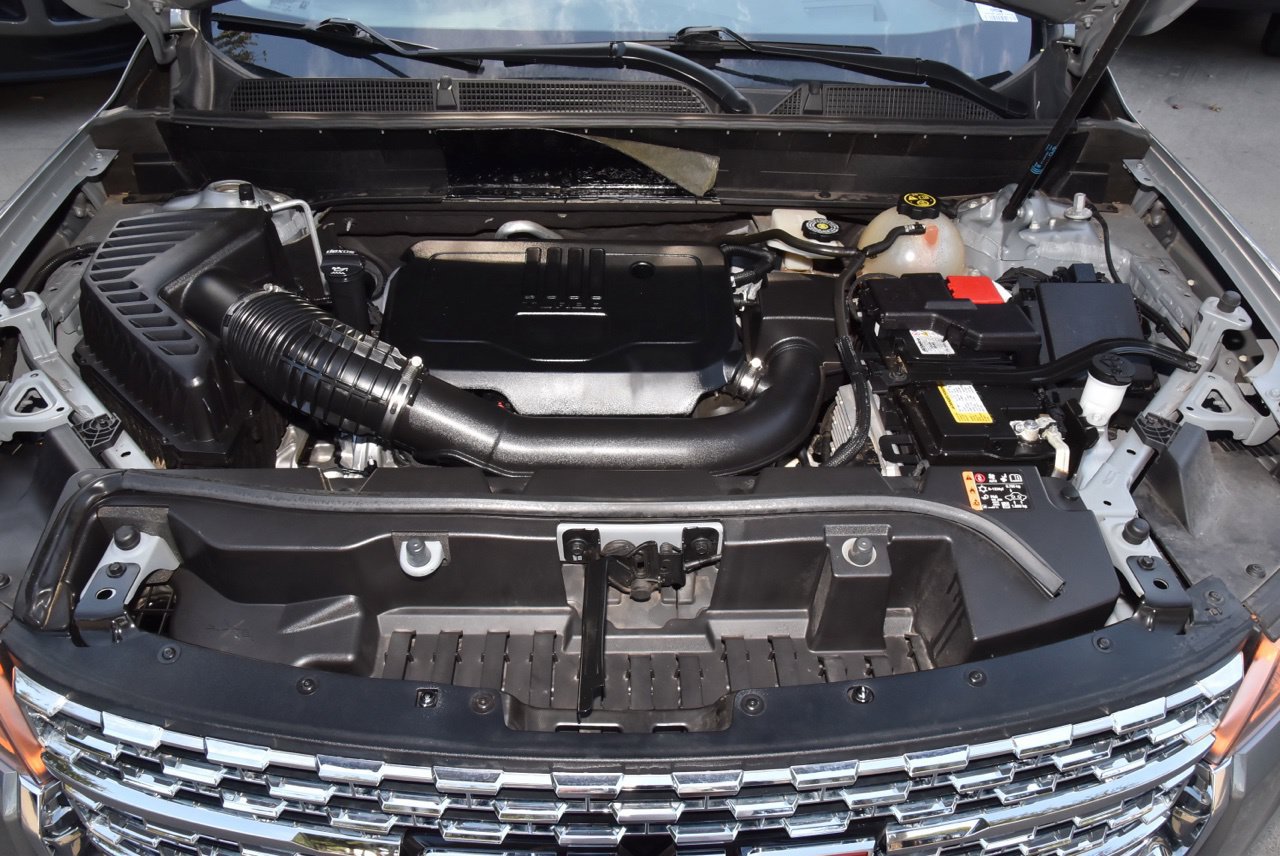 Used 2023 GMC Acadia Denali w/ Denali Technology Package FWD image 39