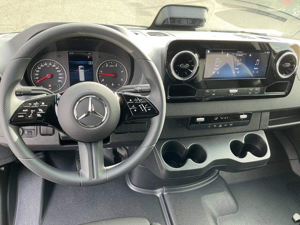 New 2026 Mercedes-Benz Sprinter 2500 image 14