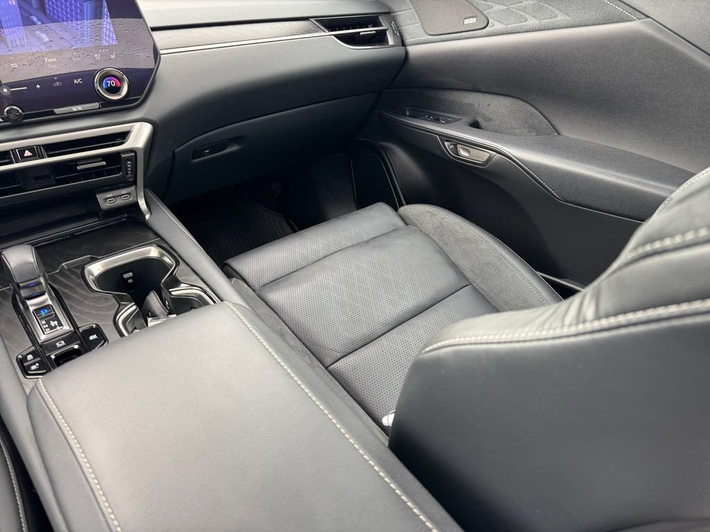 Used 2024 Lexus RX 350 w/ Convenience Package AWD/4WD image 20