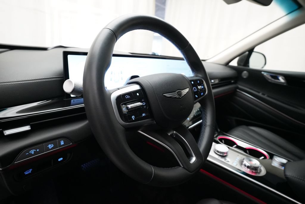 Used 2025 Genesis GV80 2.5T Standard AWD/4WD image 8