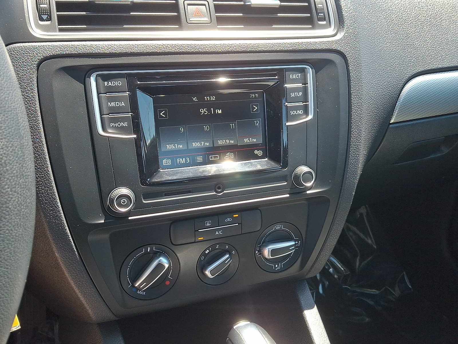 Used 2017 Volkswagen Jetta S FWD image 19