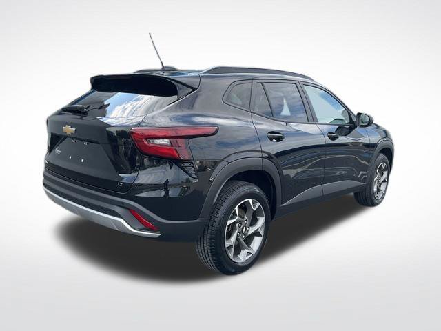 Used 2024 Chevrolet Trax LT w/ Driver Confidence Package FWD image 29