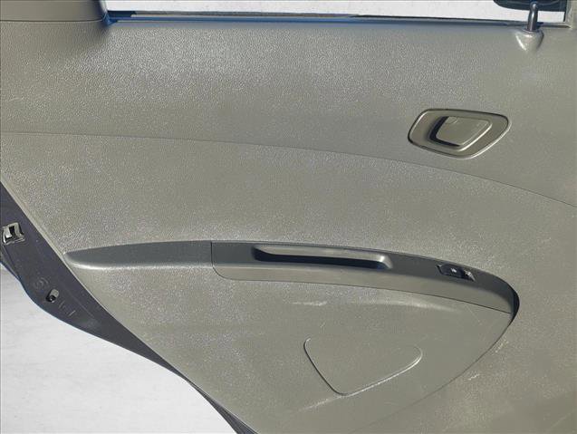 Used 2014 Chevrolet Spark LT image 19