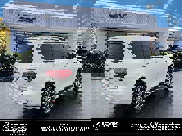 Used 2016 INFINITI QX80 4WD w/ Deluxe Technology Package image 5