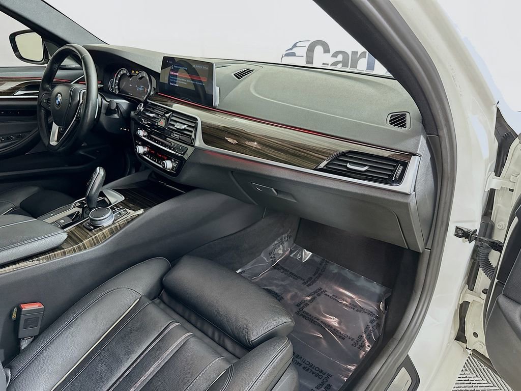 Used 2017 BMW 540i image 34
