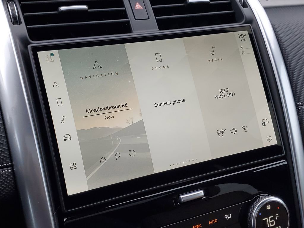 New 2026 Land Rover Discovery Dynamic SE image 19