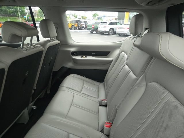 Used 2022 Jeep Wagoneer Series II AWD/4WD image 11