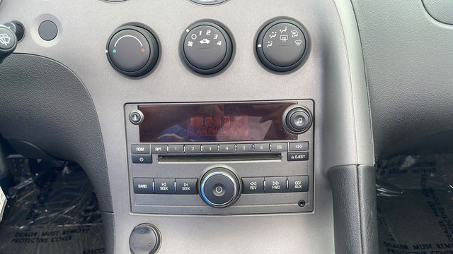 Used 2007 Pontiac Solstice Convertible RWD image 13