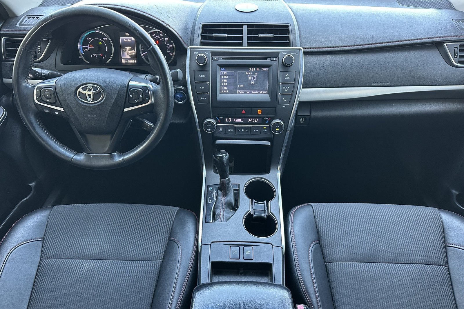 Used 2017 Toyota Camry SE FWD image 13