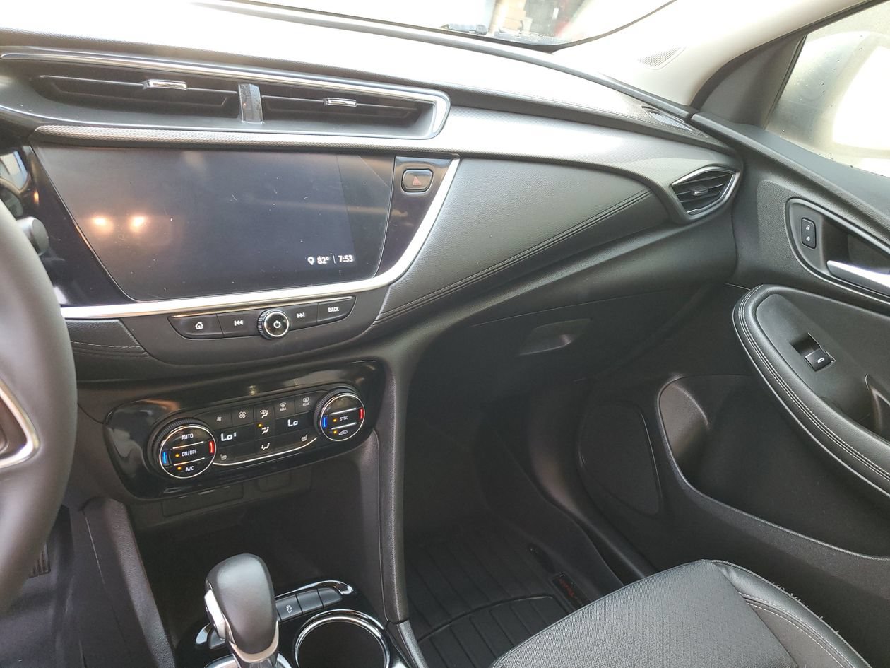 Used 2021 Buick Encore GX Select FWD image 25