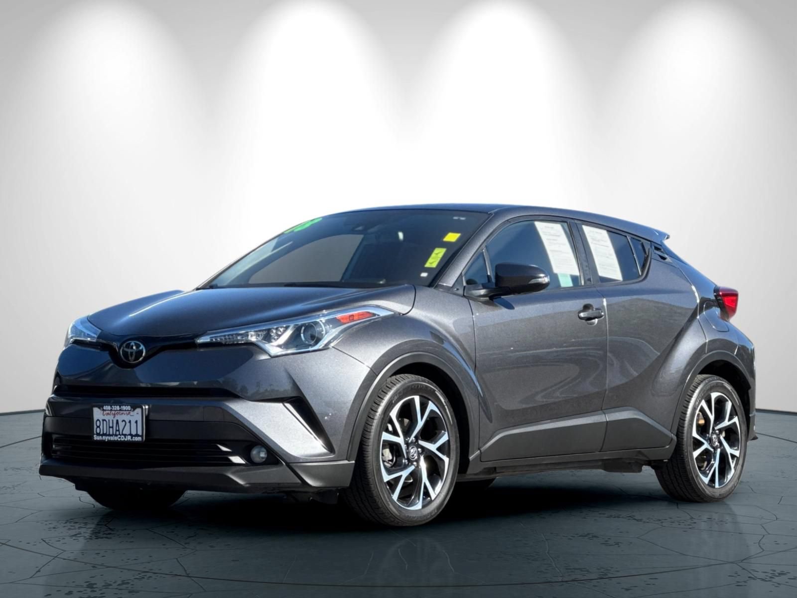 Used 2018 Toyota C-HR XLE FWD image 8