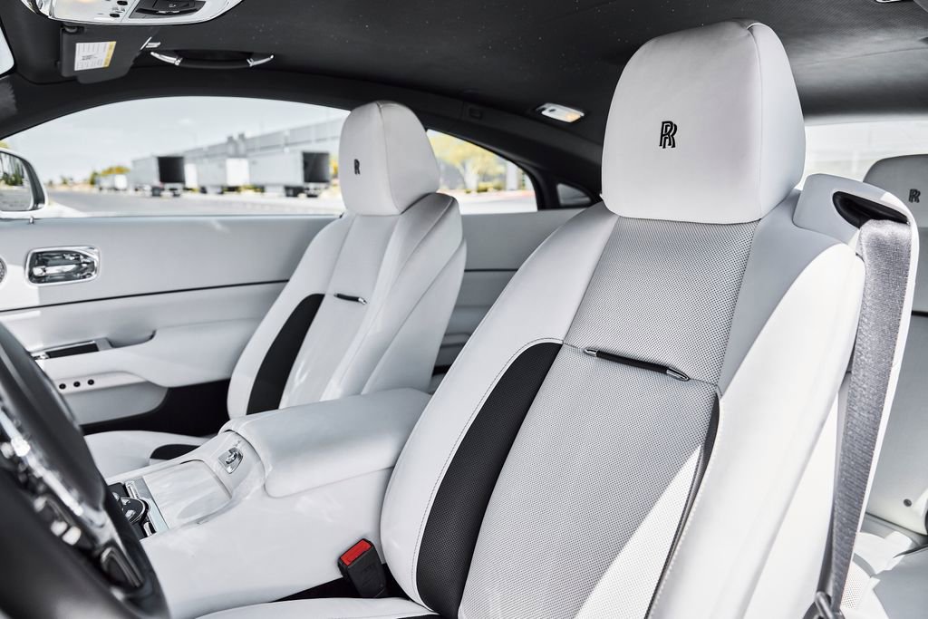 Used 2019 Rolls-Royce Wraith RWD image 41