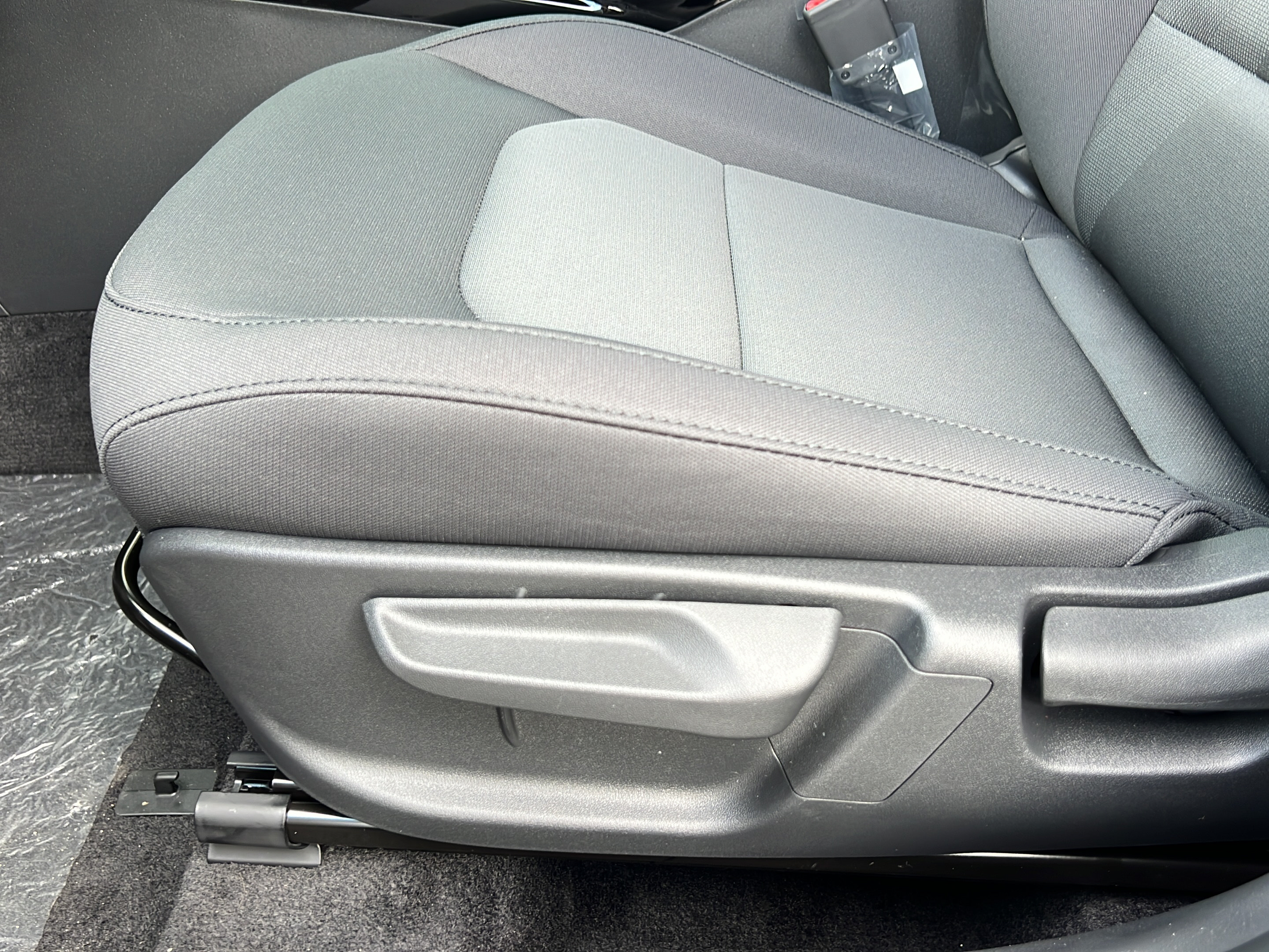 New 2026 Kia Niro LX FWD image 17