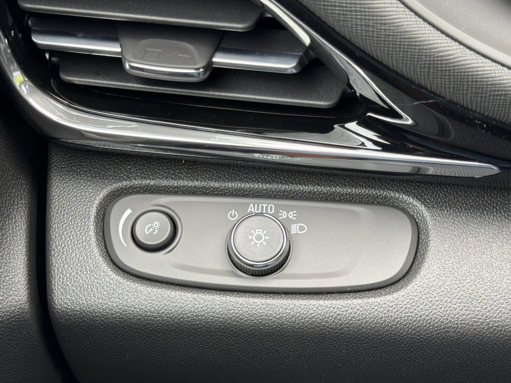 New 2026 Buick Envista Sport Touring w/ Convenience I Package FWD image 12