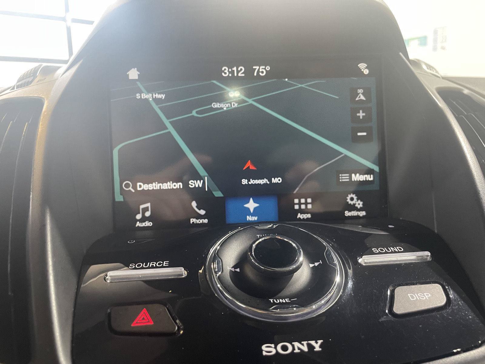 Used 2018 Ford Escape Titanium w/ Ford Safe & Smart Package AWD/4WD image 33