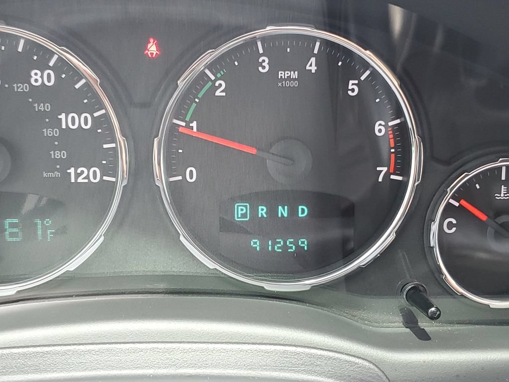 Used 2012 Jeep Liberty Limited Jet w/ Comfort/Convenience Group AWD/4WD image 24