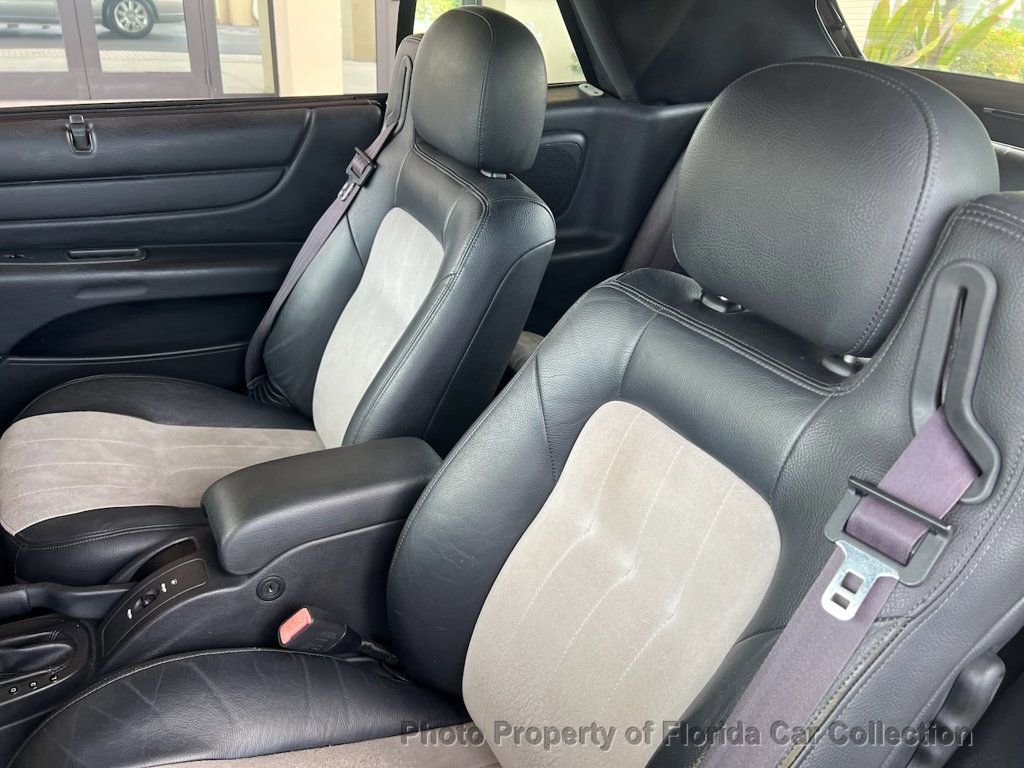 Used 2004 Chrysler Sebring LXi image 8