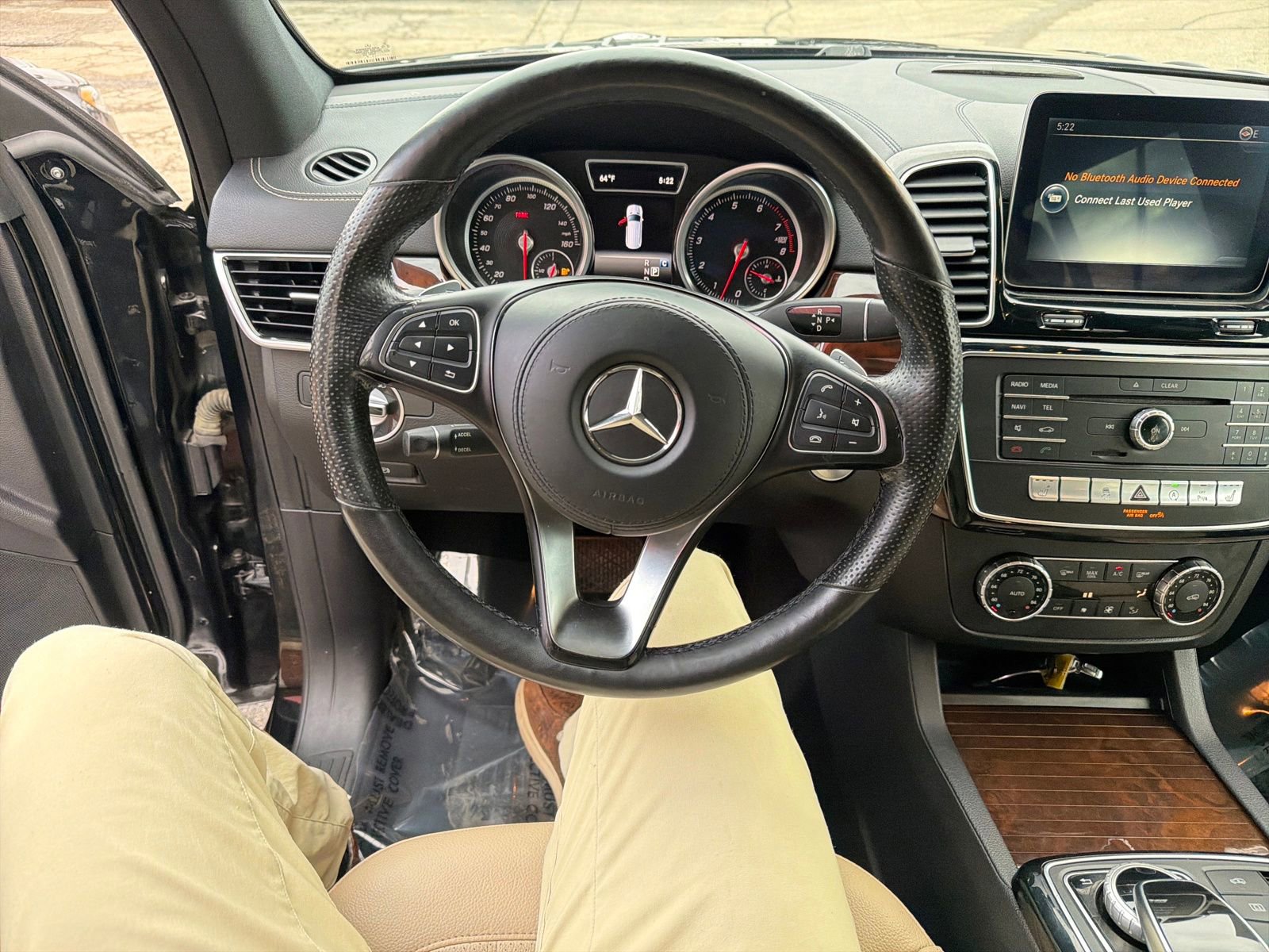 Used 2017 Mercedes-Benz GLS 450 4MATIC w/ Premium Package image 11