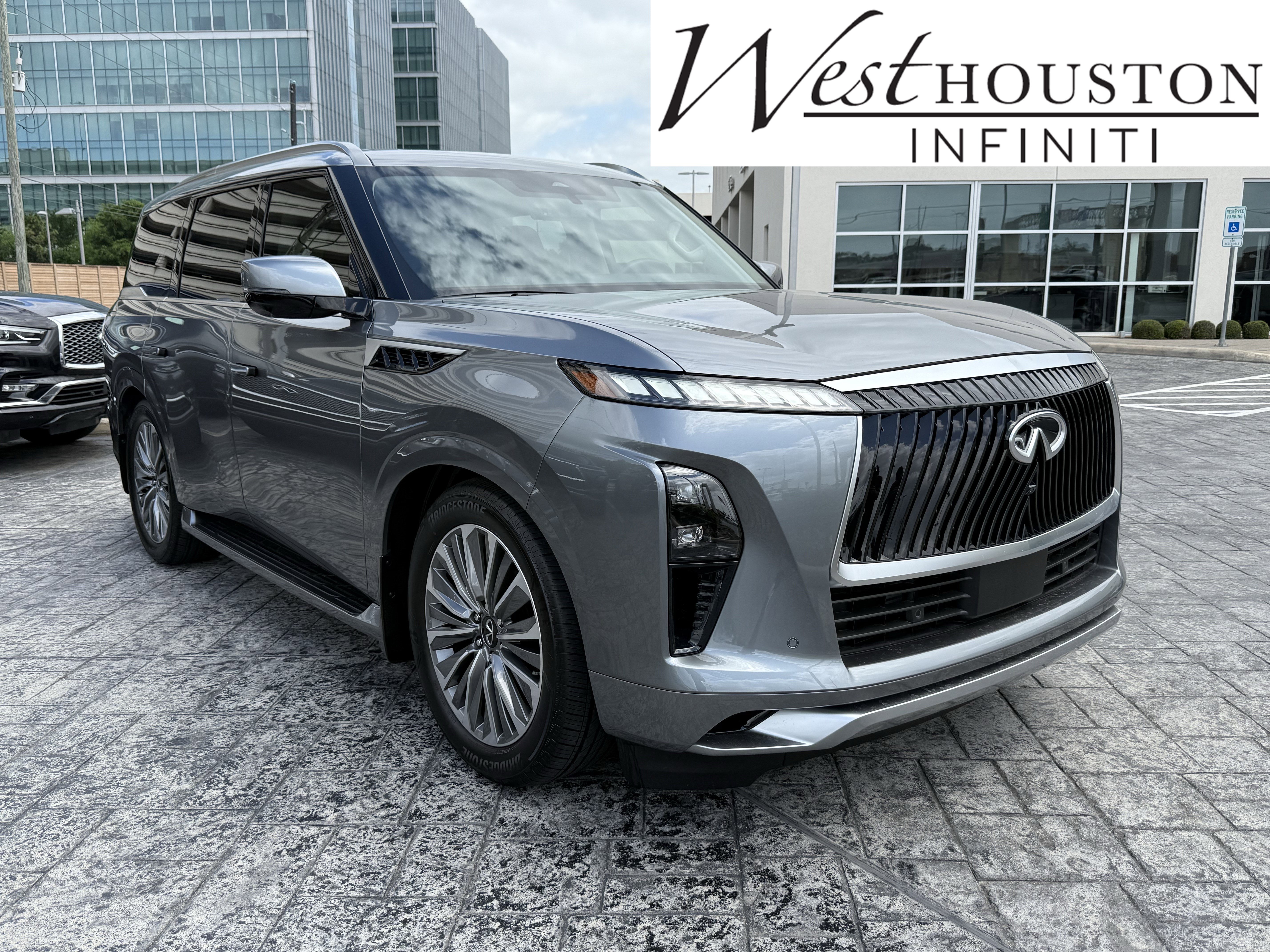 Certified 2026 INFINITI QX80 Luxe w/ Cargo Package image 1