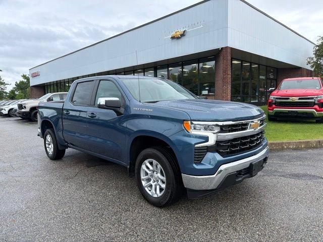 Used 2024 Chevrolet Silverado 1500 LT AWD/4WD image 1