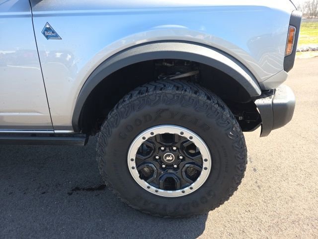 Certified 2022 Ford Bronco Black Diamond w/ Sasquatch Package image 4