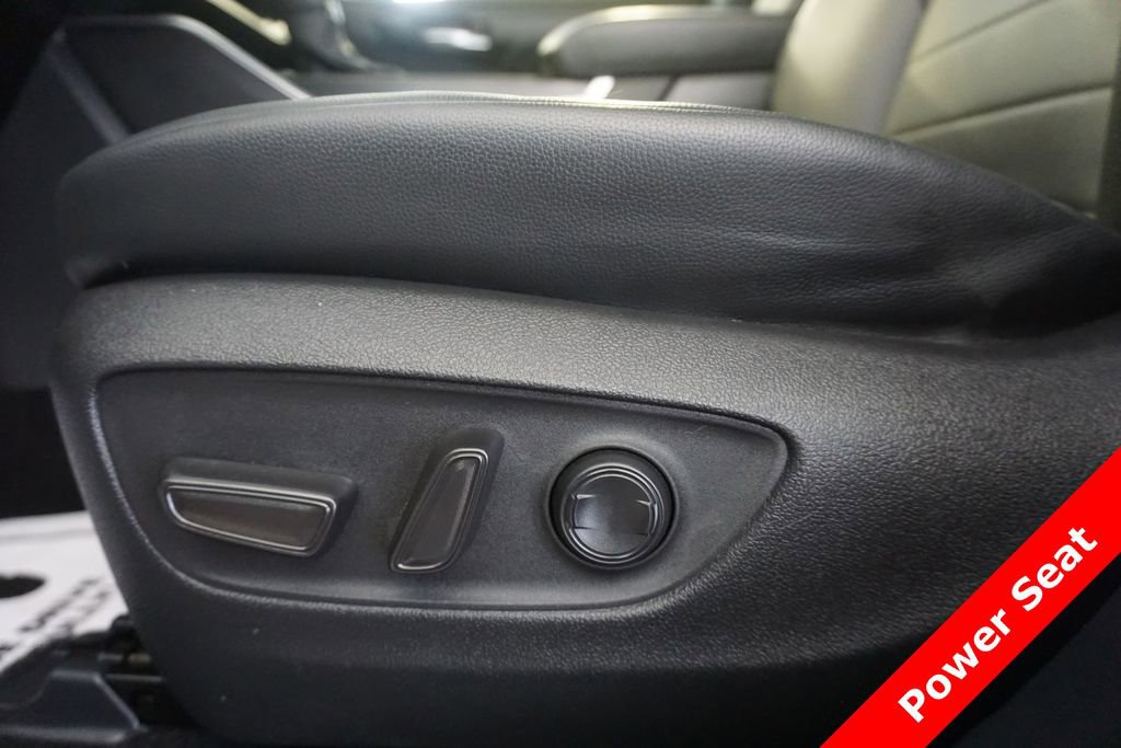 Certified 2024 Toyota Highlander XLE AWD/4WD image 7