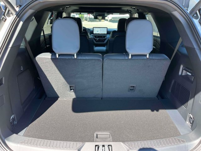 New 2027 Ford Explorer ST w/ Sun And Sound Package AWD/4WD image 18