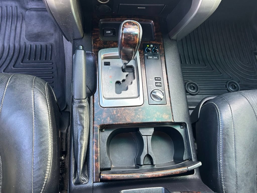 Used 2013 Toyota Land Cruiser AWD/4WD image 19