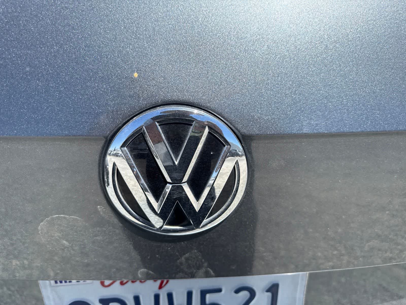 Used 2018 Volkswagen Tiguan SE FWD image 13