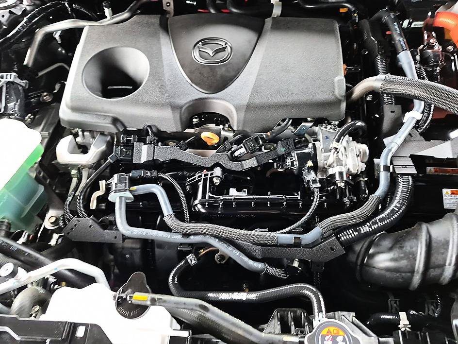 Certified 2025 MAZDA CX-50 AWD 2.5 Hybrid w/ Weather Package image 36