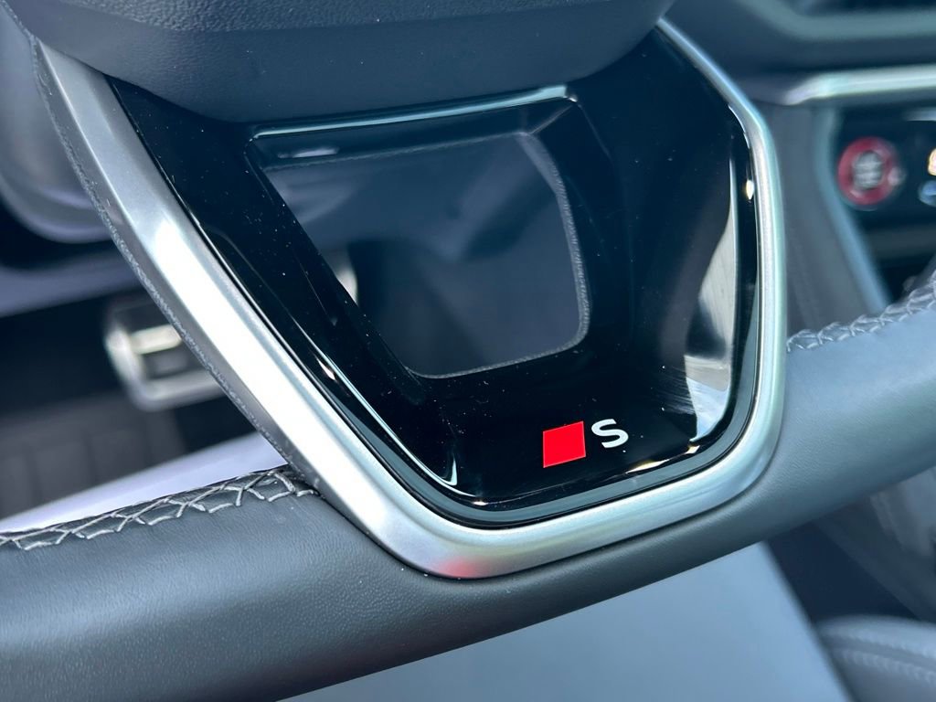 Certified 2025 Audi SQ5 Premium Plus w/ Premium Plus Package image 24