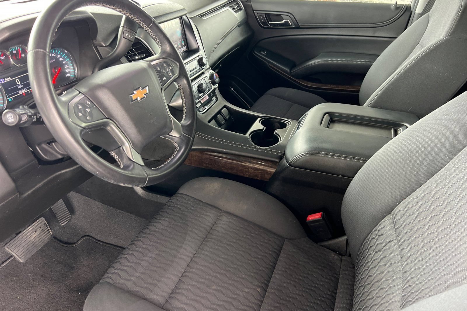 Used 2019 Chevrolet Tahoe LS w/ Enhanced Driver Alert Package AWD/4WD image 5
