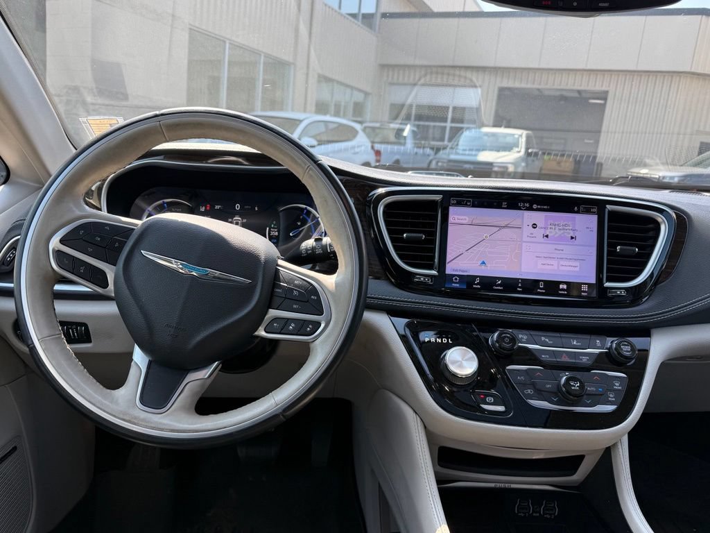 Used 2021 Chrysler Pacifica Limited w/ Premium & Safety Sphere Group FWD image 7