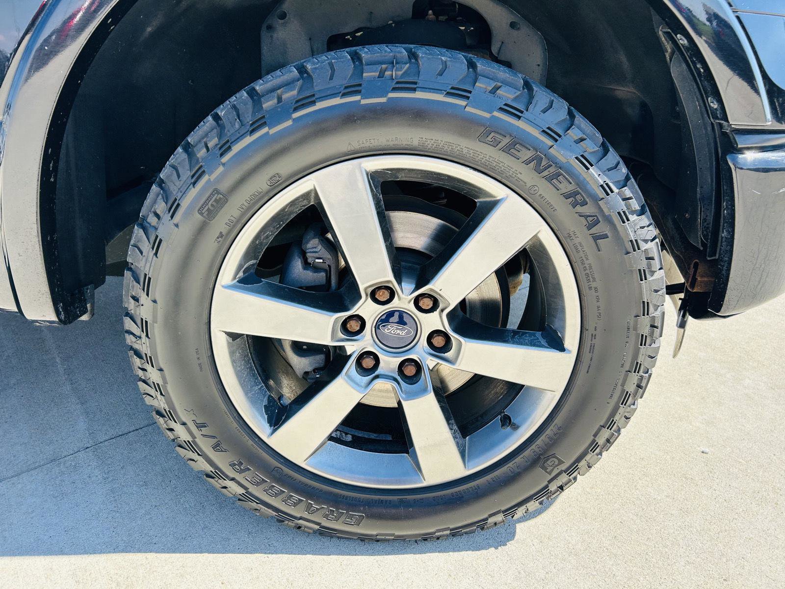 Used 2016 Ford F150 Lariat w/ Equipment Group 502A Luxury image 40