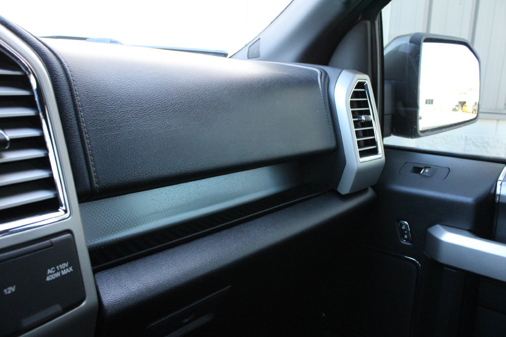 Used 2015 Ford F150 Lariat w/ Equipment Group 502A Luxury AWD/4WD image 19